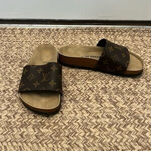 NWOT Birkenstocks with LV leather strap size 36
